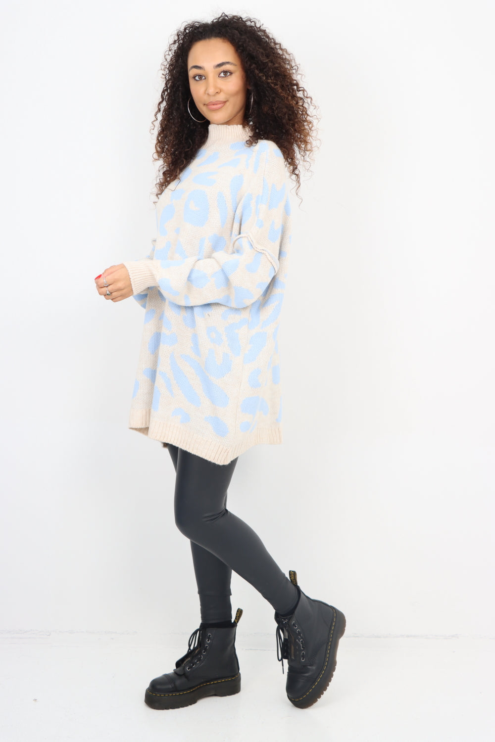 Italian Oversized All Over Leopard Print Longsleeve Jumper Top