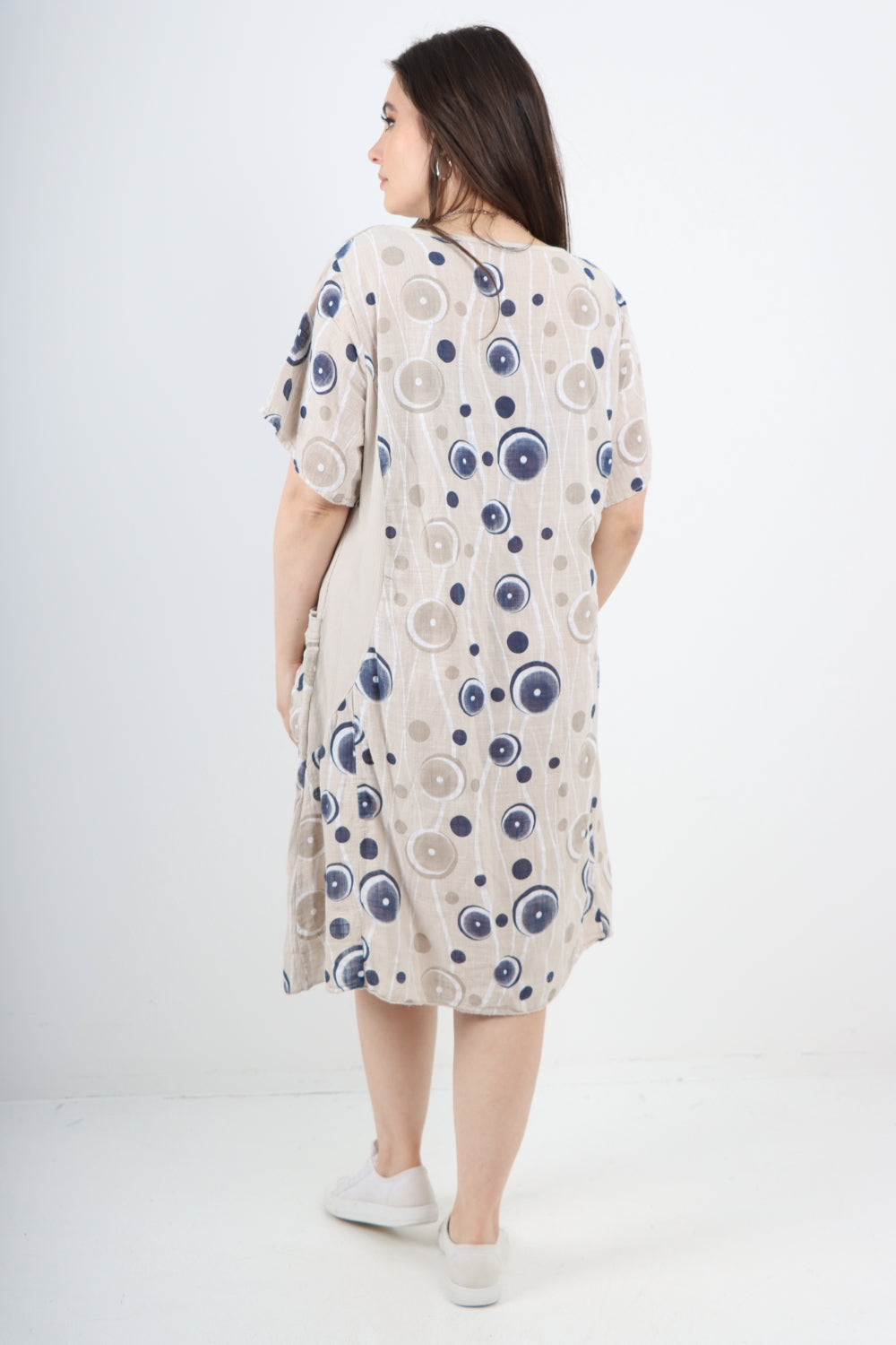 Italian Circle Pattern Ribbed Sides Short Sleeve Midi Dress