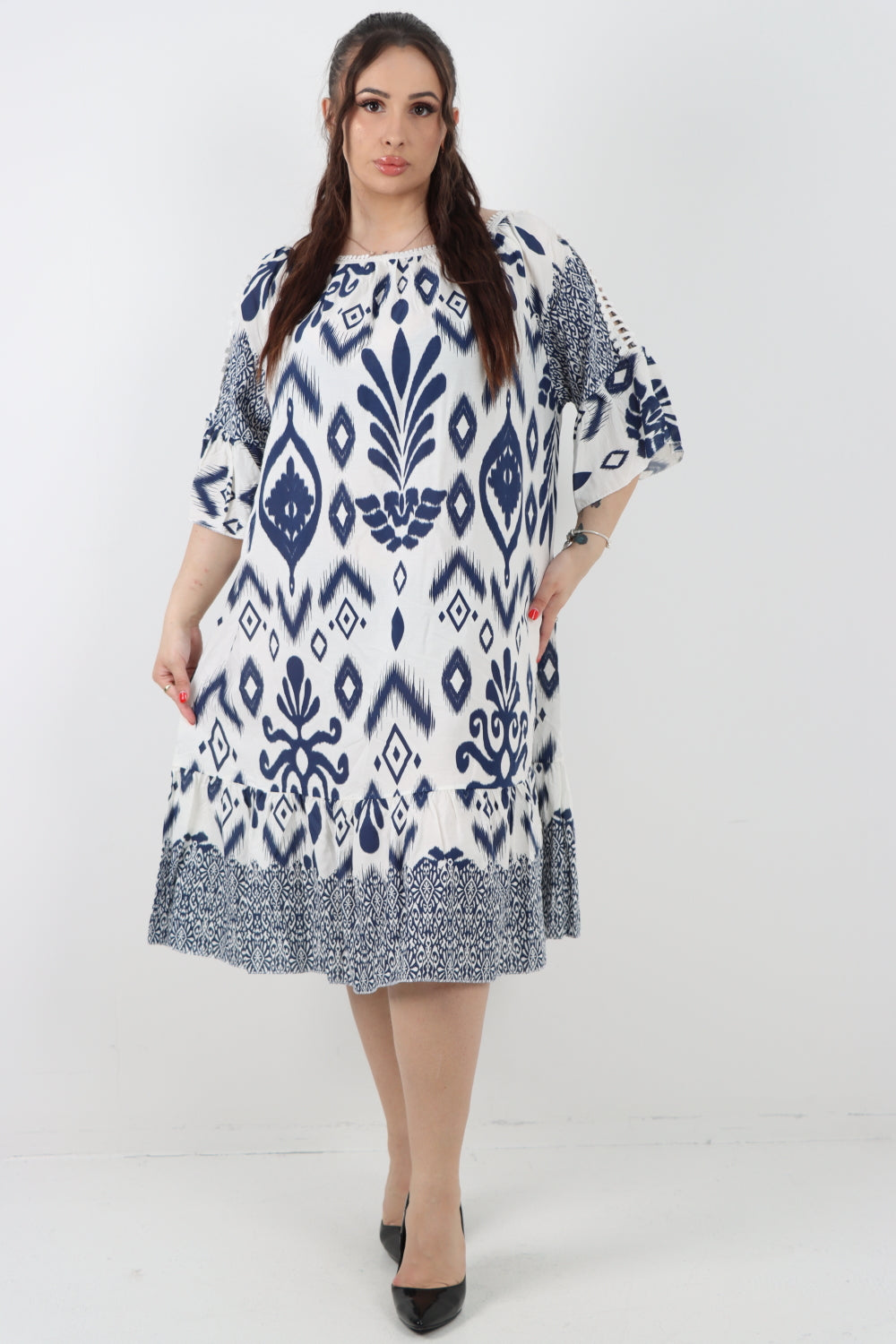 Italian Lace Detail Neck Embroidered Cut-out Sleeve Printed Midi Dress