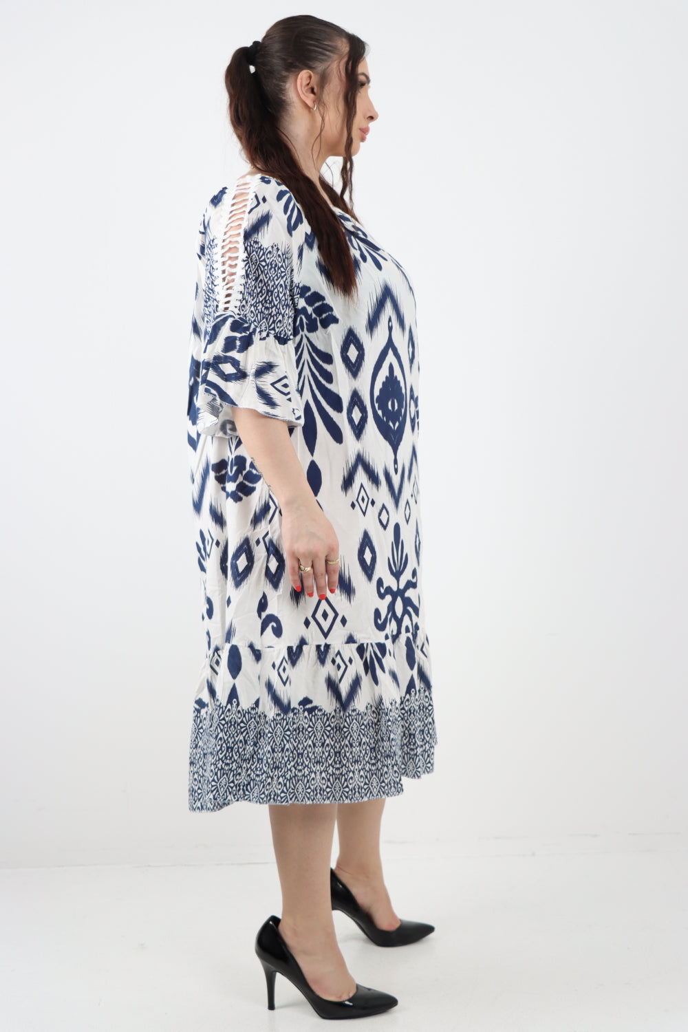 Italian Lace Detail Neck Embroidered Cut-out Sleeve Printed Midi Dress