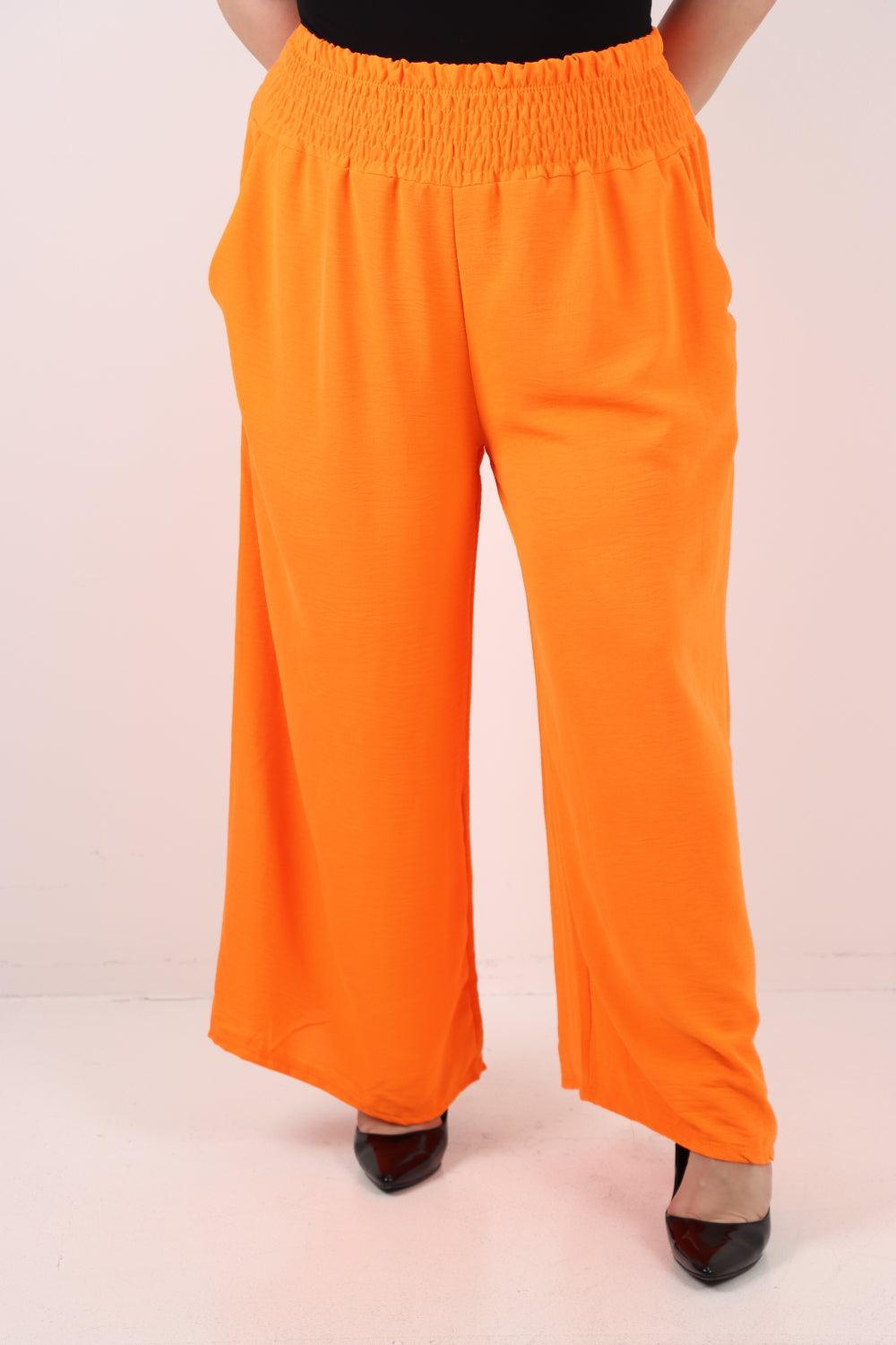 Italian Shirred Waist Side Pockets Wide Leg Trouser