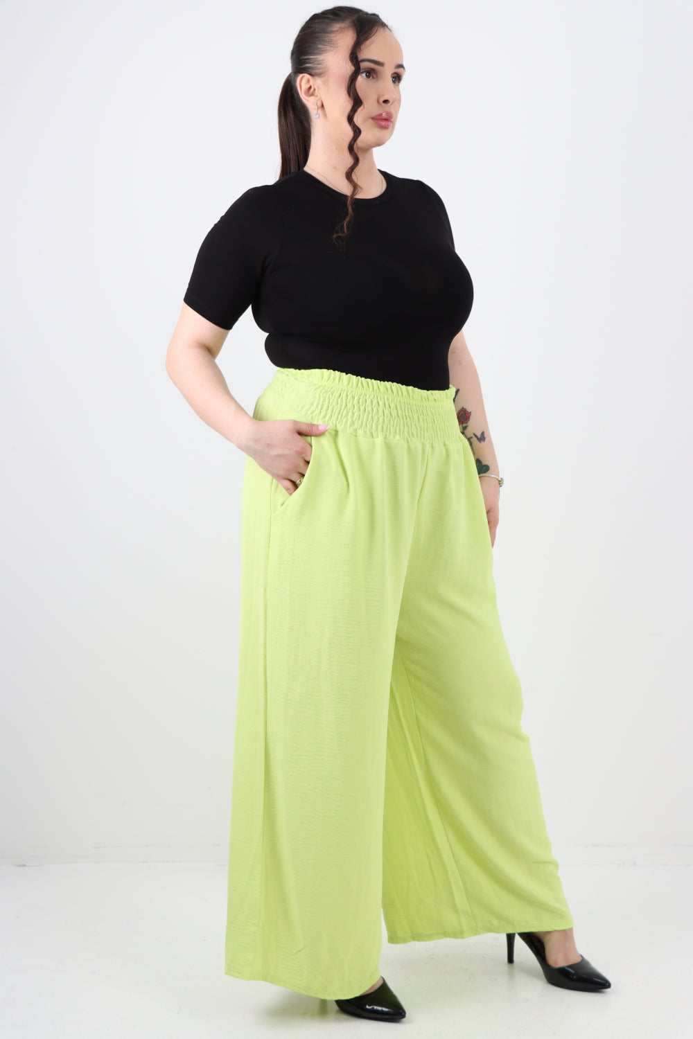 Italian Shirred Waist Side Pockets Wide Leg Trouser