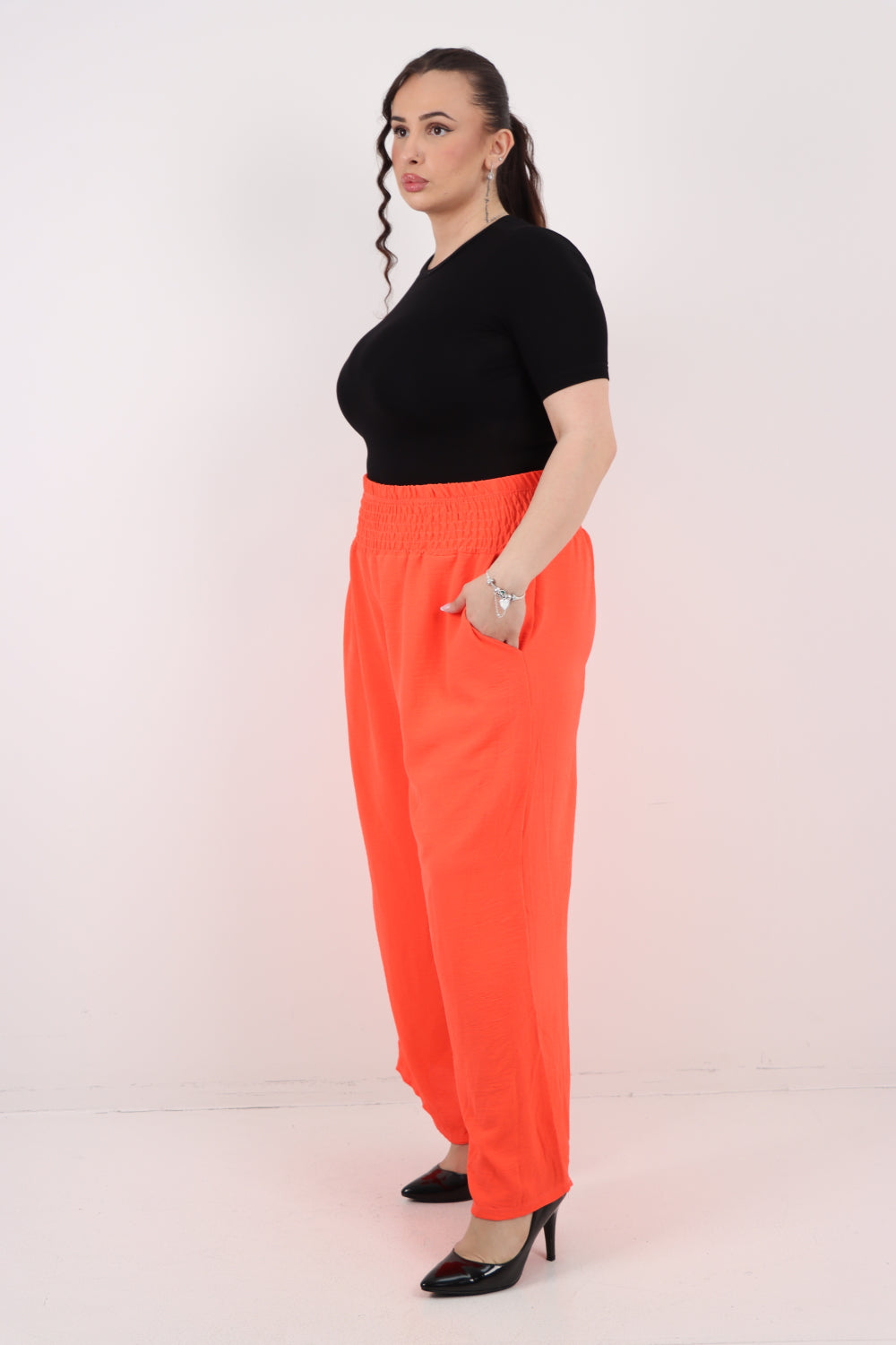 Italian Shirred Waist Side Pockets Wide Leg Trouser