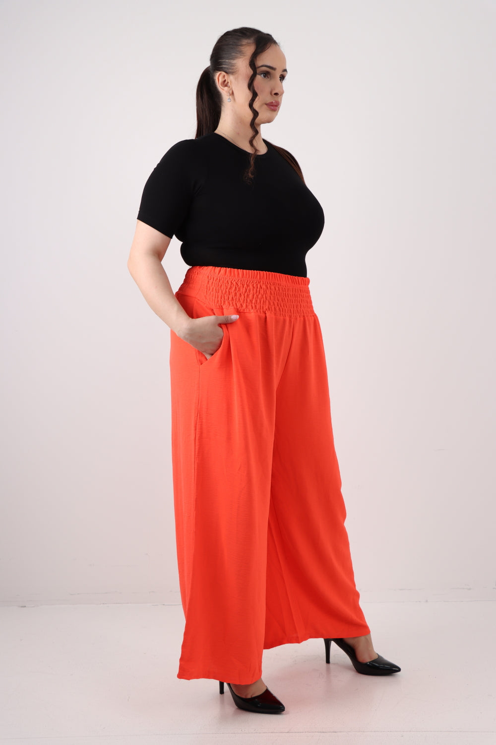 Italian Shirred Waist Side Pockets Wide Leg Trouser