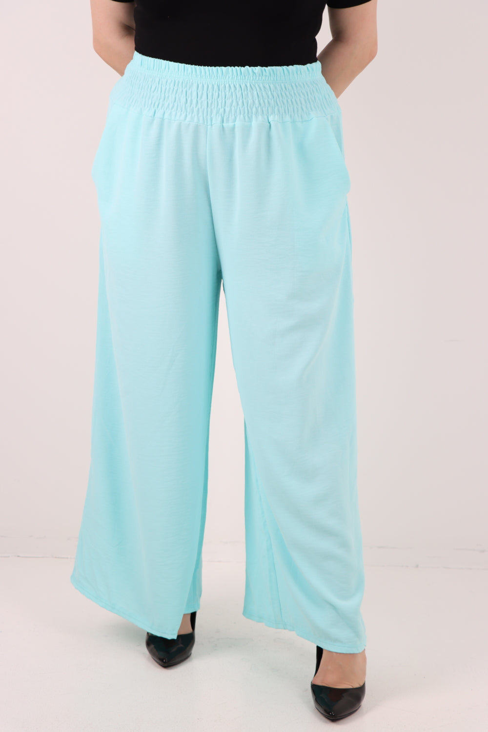 Italian Shirred Waist Side Pockets Wide Leg Trouser