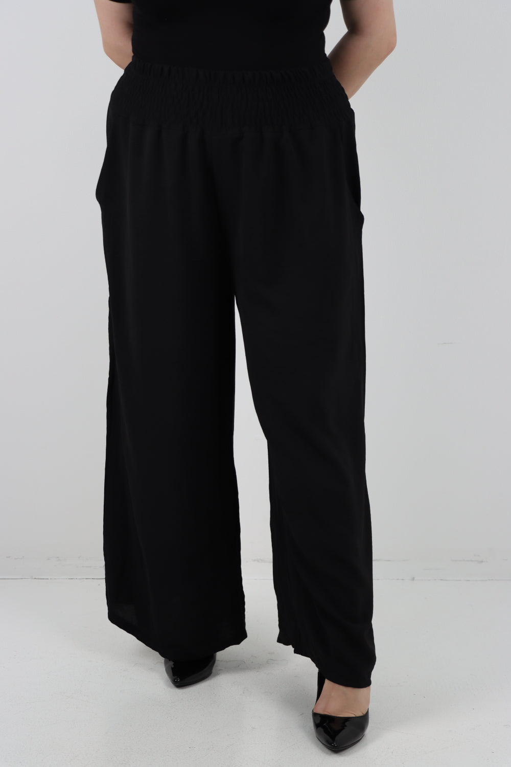 Italian Shirred Waist Side Pockets Wide Leg Trouser