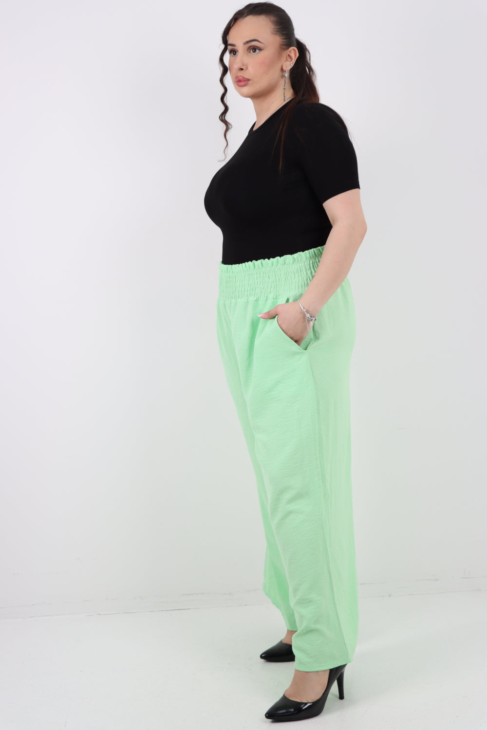 Italian Shirred Waist Side Pockets Wide Leg Trouser