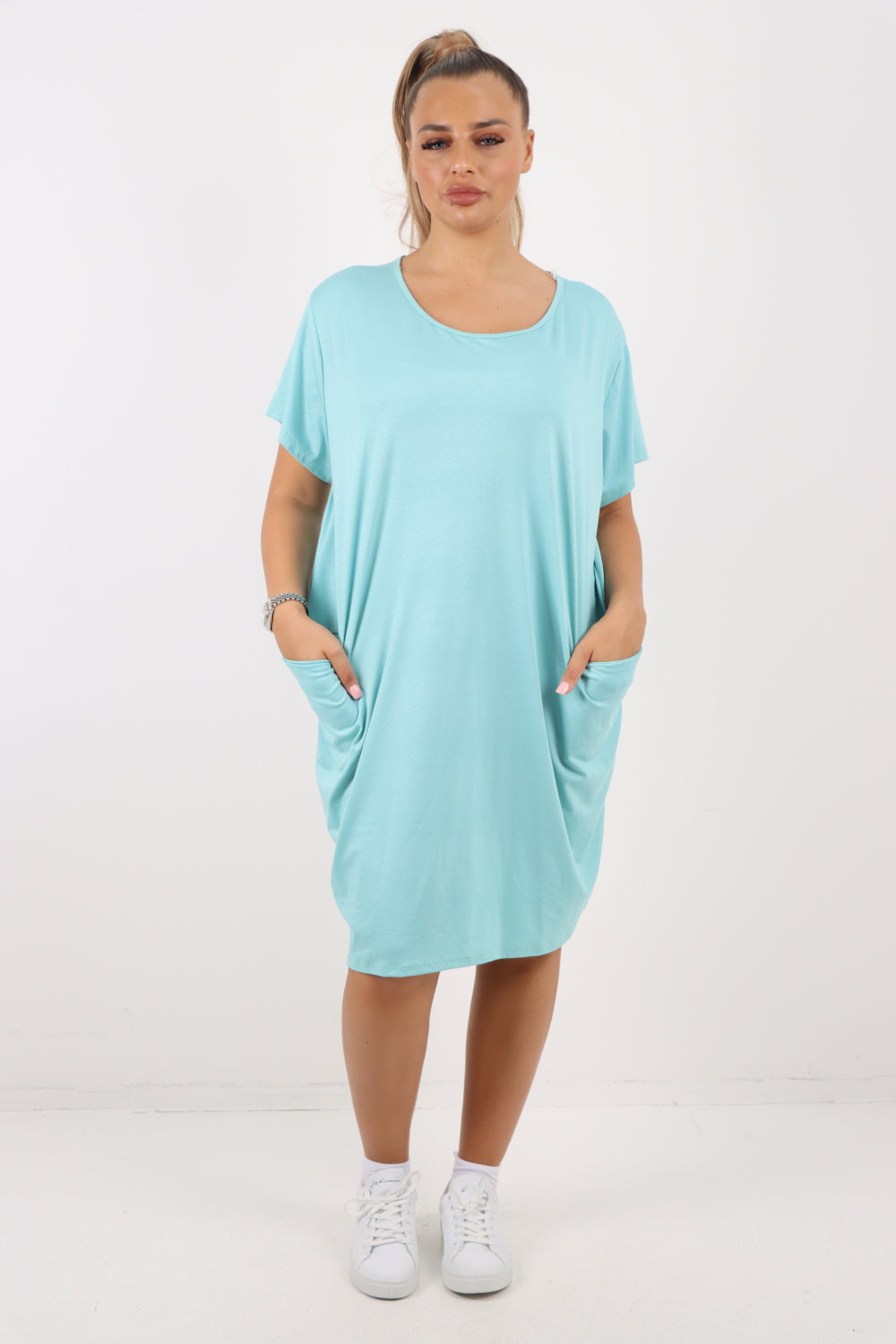 Italian Plain Side Pockets Round Neck Midi Dress