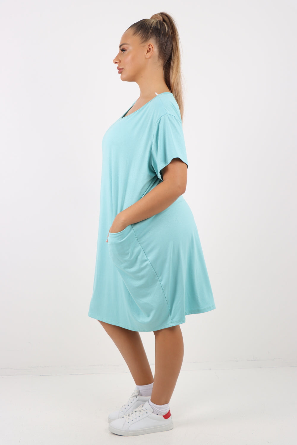 Italian Plain Side Pockets Round Neck Midi Dress