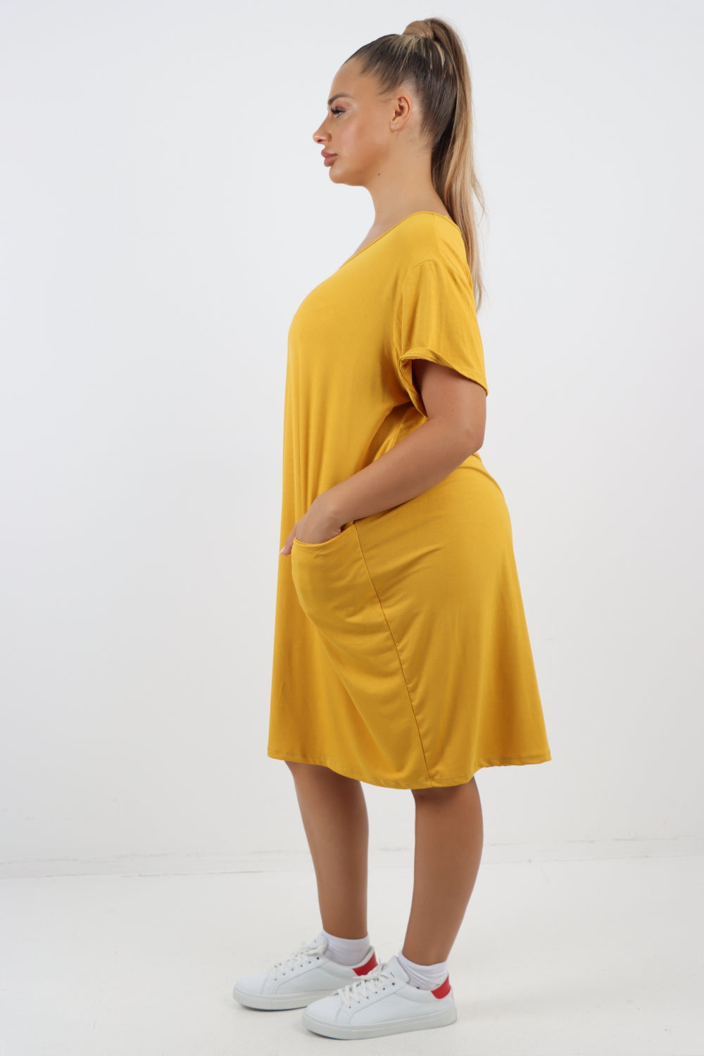 Italian Plain Side Pockets Round Neck Midi Dress