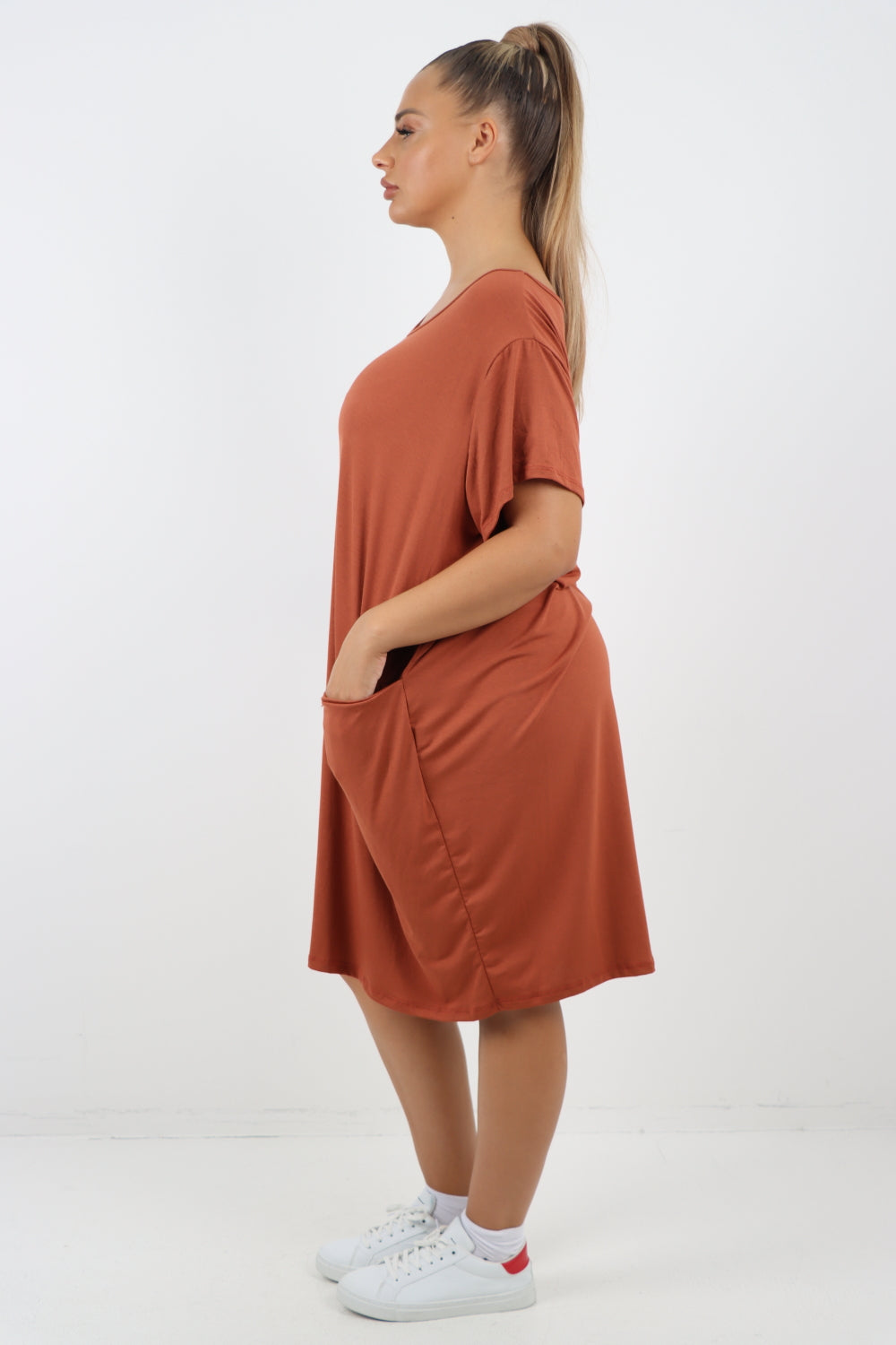 Italian Plain Side Pockets Round Neck Midi Dress