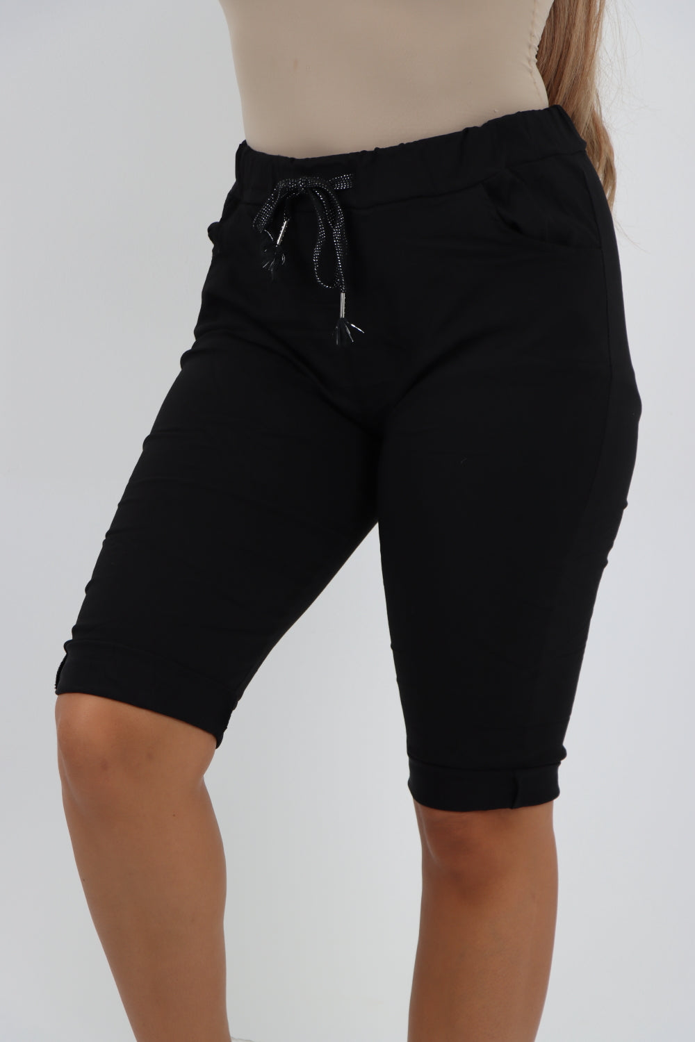 Italian Cargo Pockets Drawstring Magic Shorts