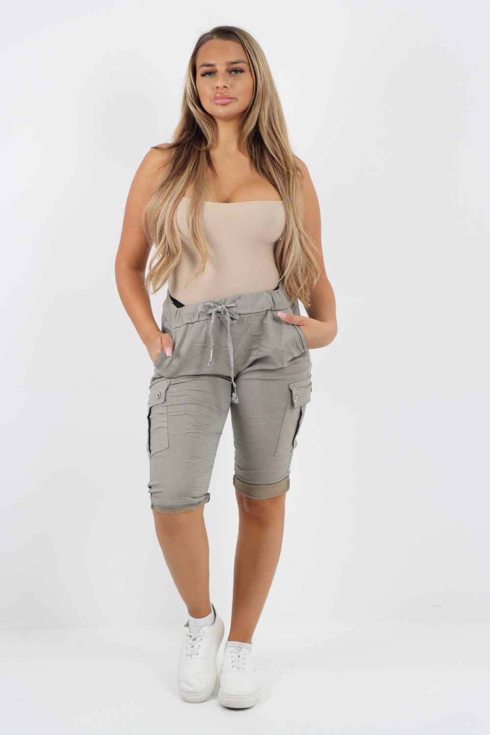 Italian Cargo Pockets Drawstring Magic Shorts